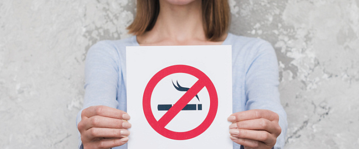 Как новый закон регулирует курение на балконах